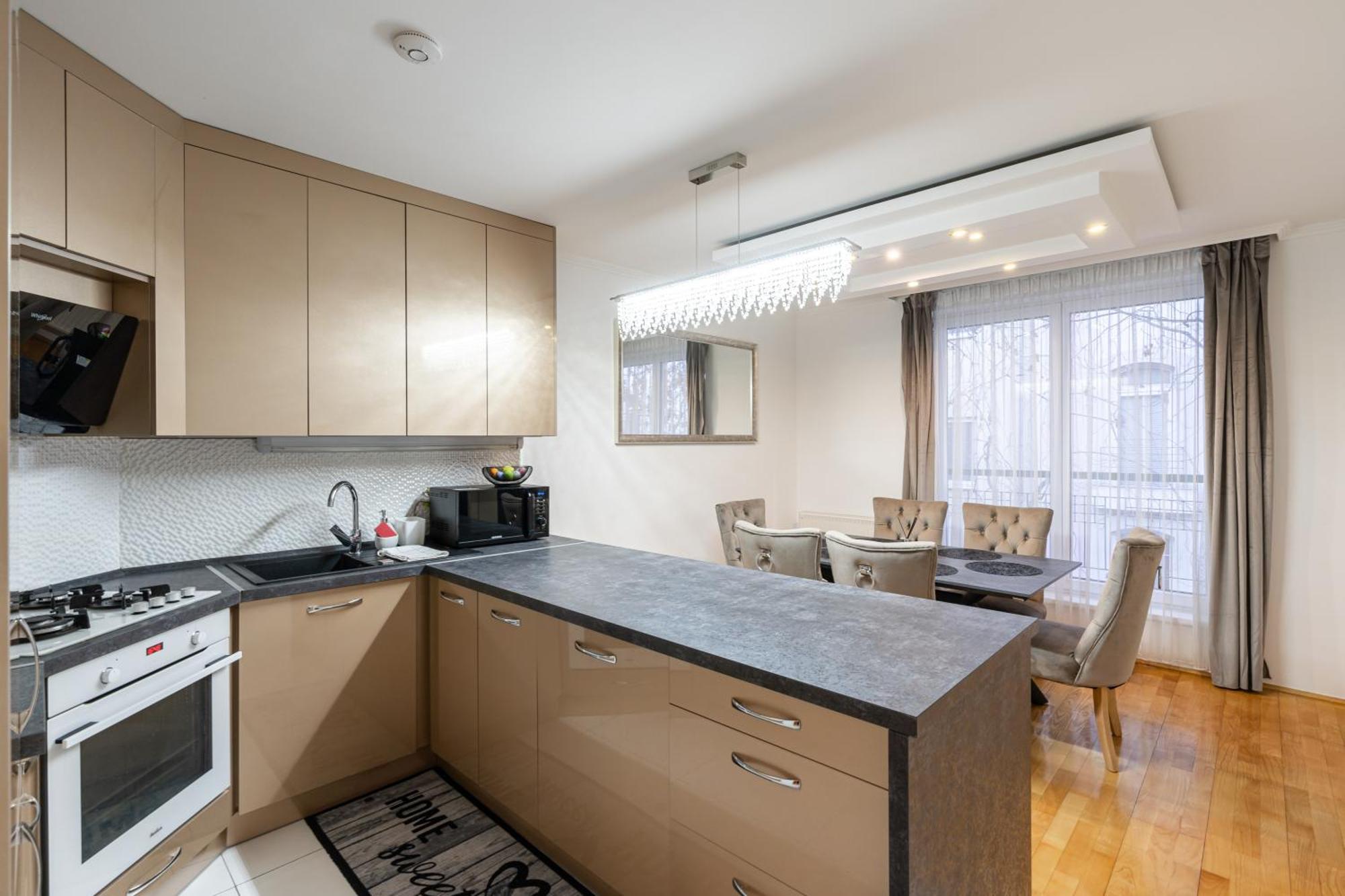 Beautiful Three Bedrooms Apartment With Free Parking Close To The Danube Coast Будапеща Екстериор снимка